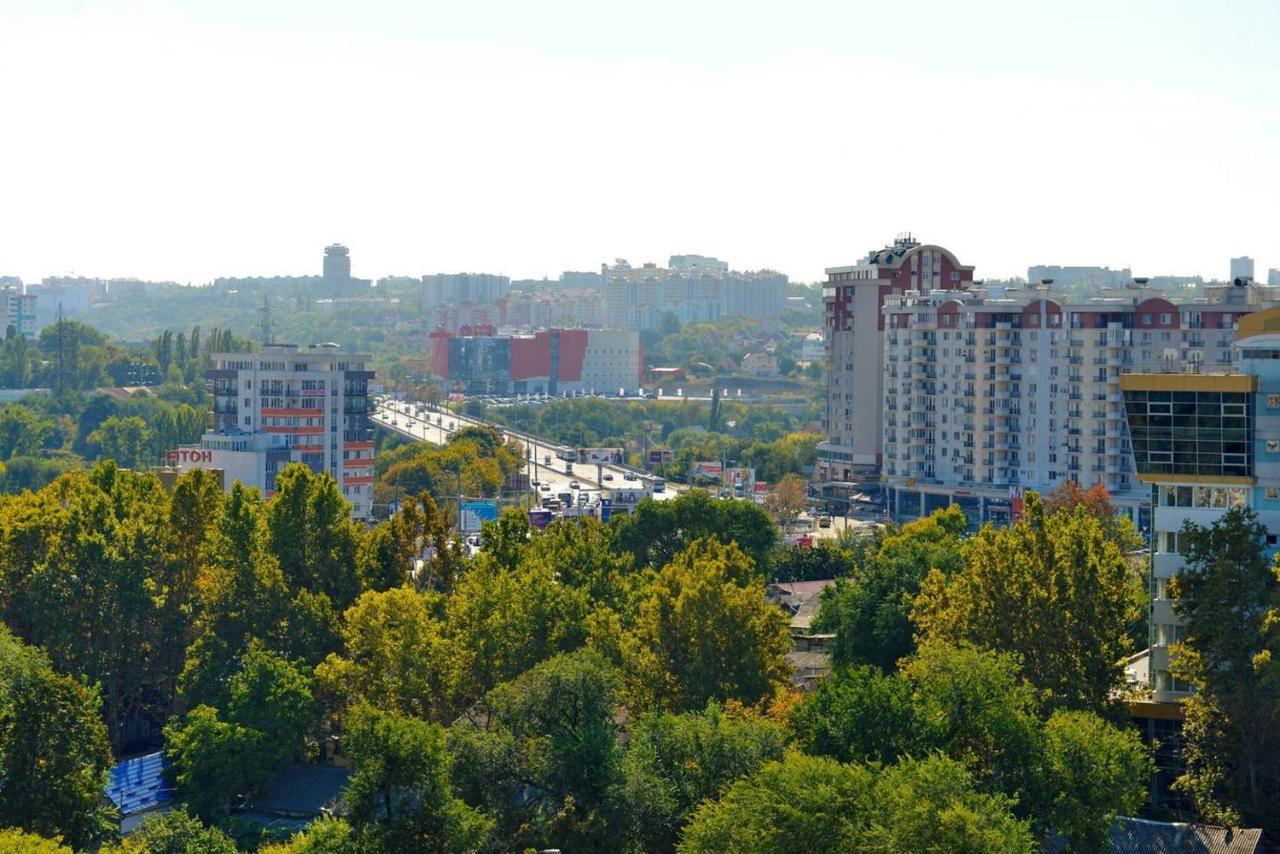 Уютная Квартира В Самом Центре. Chisinau Exterior foto
